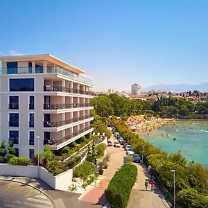 Harmony 4*, Split Croatia